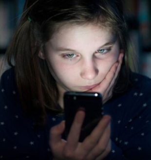 Cyberharcèlement chez les plus jeunes. // Source : Canva Cyberharcèlement chez les plus jeunes. // Source : Canva