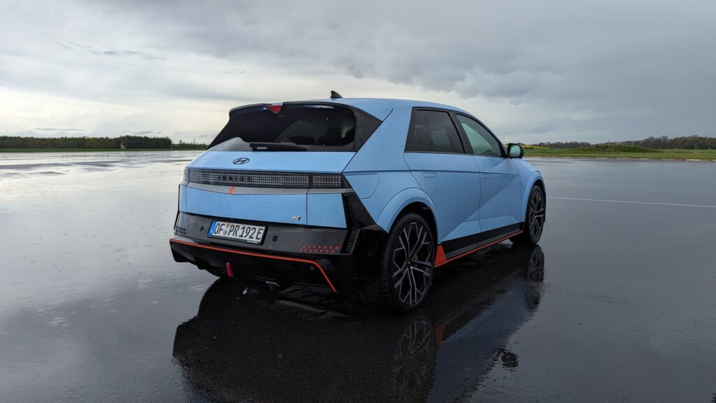 Hyundai Ioniq 5 N // Source : Raphaelle Baut pour Numerama Hyundai Ioniq 5 N // Source : Raphaelle Baut pour Numerama