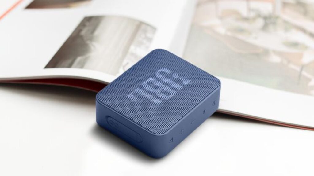 La JBL GO Essential est une petite enceinte Bluetooth // Source : JBL La JBL GO Essential est une petite enceinte Bluetooth // Source : JBL