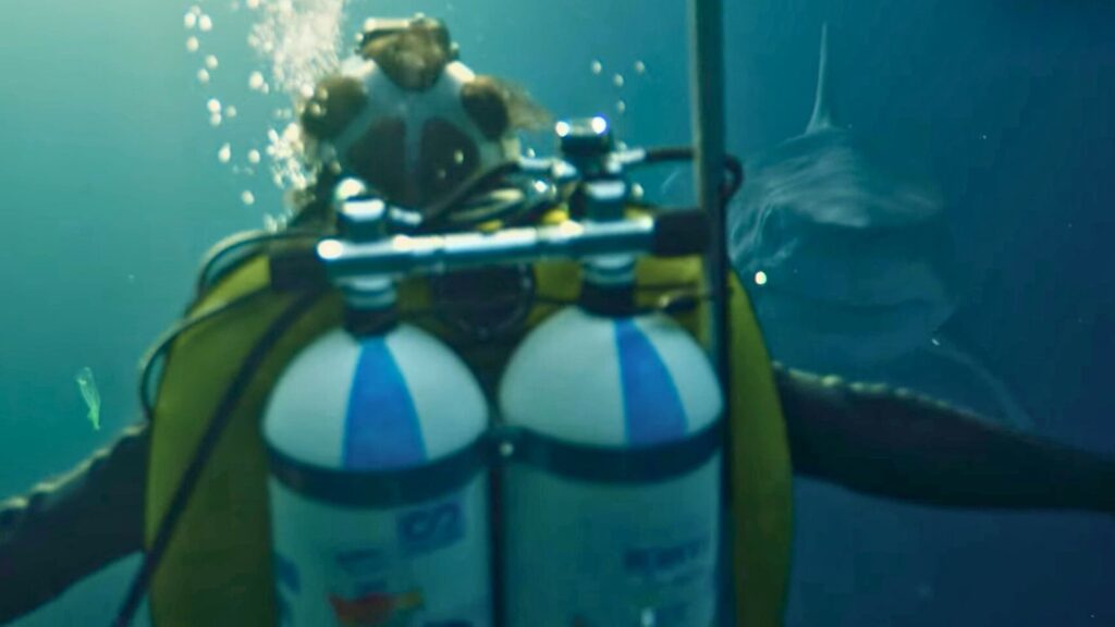 Le requin dans Sous la Seine. // Source : Netflix Le requin dans Sous la Seine. // Source : Netflix