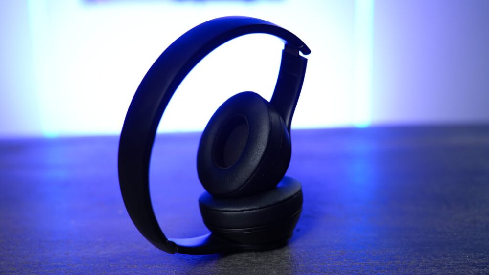 Beats Solo 4 // Source : Nino Barbey pour Numerama Beats Solo 4 // Source : Nino Barbey pour Numerama