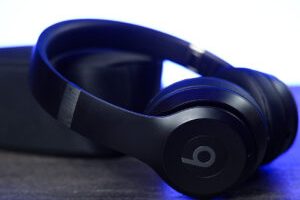 Beats Solo 4 // Source : Nino Barbey pour Numerama
