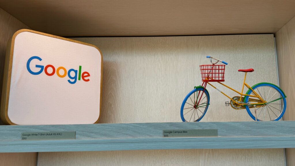 Une réplique miniature du vélo Google à la maison, pourquoi pas ? // Source : Numerama Une réplique miniature du vélo Google à la maison, pourquoi pas ? // Source : Numerama