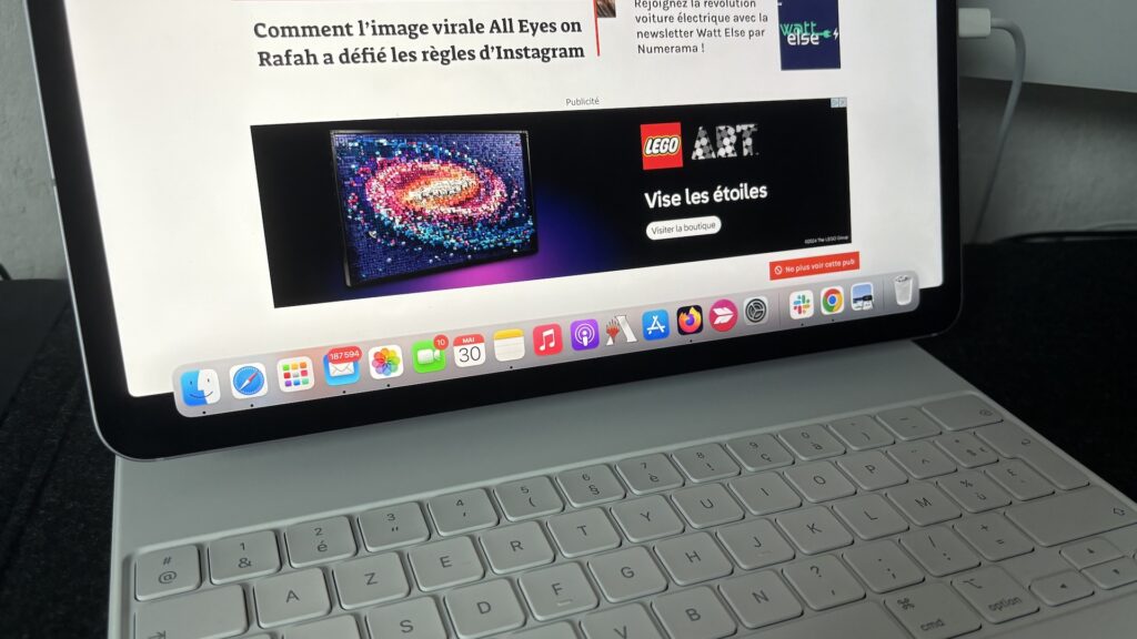 Transformer un iPad Air en second écran // Source : Maxime Claudel pour Numerama Transformer un iPad Air en second écran // Source : Maxime Claudel pour Numerama