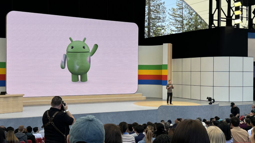 Pas d'Android 15 à l'I/O Day One. La priorité de Google, c'est l'IA. Pas d'Android 15 à l'I/O Day One. La priorité de Google, c'est l'IA.