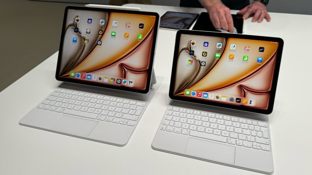 Il y a enfin un grand iPad Air, pour les personnes qui ne veulent lâcher moins de 1 000 euros pour une tablette 13 pouces. // Source : Numerama Il y a enfin un grand iPad Air, pour les personnes qui ne veulent lâcher moins de 1 000 euros pour une tablette 13 pouces. // Source : Numerama