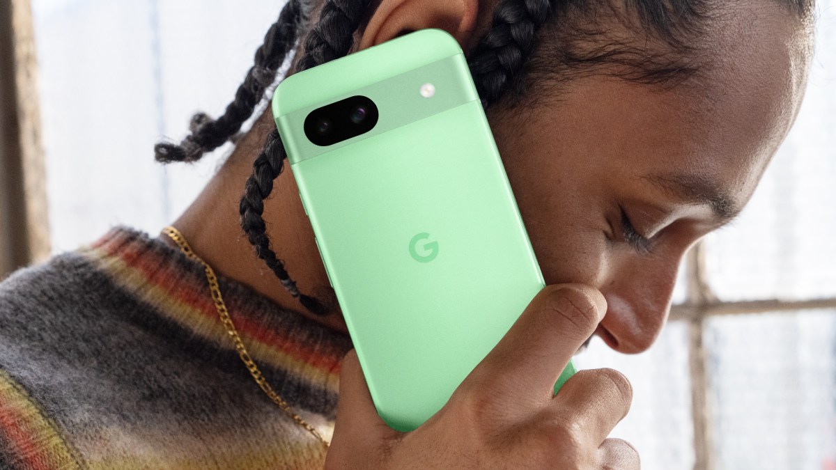 Le Google Pixel 8a en vert. // Source : Google Le Google Pixel 8a en vert. // Source : Google