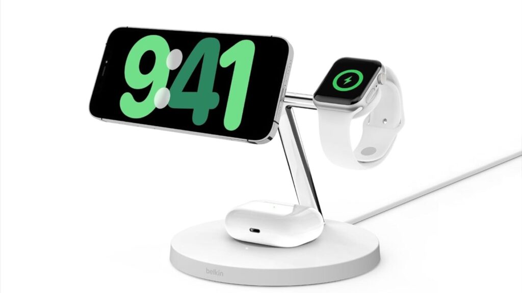La Station de Recharge 3-en-1 avec Qi2 // Source : Belkin La Station de Recharge 3-en-1 avec Qi2 // Source : Belkin