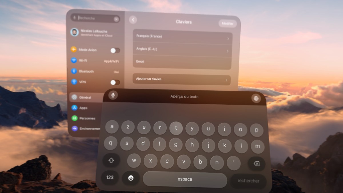 Le clavier Azerty dans visionOS 1.2, sur Apple Vision Pro. // Source : Numerama Le clavier Azerty dans visionOS 1.2, sur Apple Vision Pro. // Source : Numerama