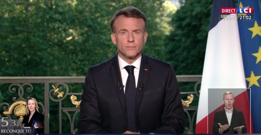 Emmanuel Macron a annoncé la dissolution dans la soirée du 9 juin. // Source : LCI / YouTube Emmanuel Macron a annoncé la dissolution dans la soirée du 9 juin. // Source : LCI / YouTube