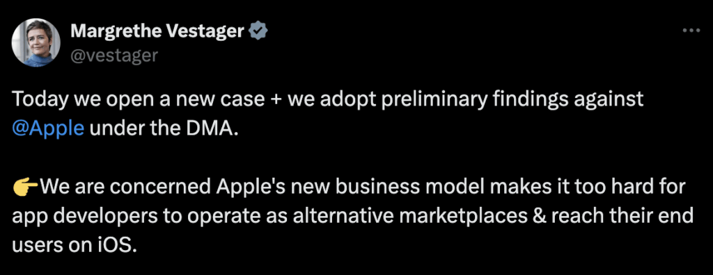 Margrethe Vestager a annoncé sur Twitter la sanction d'Apple. Margrethe Vestager a annoncé sur Twitter la sanction d'Apple.