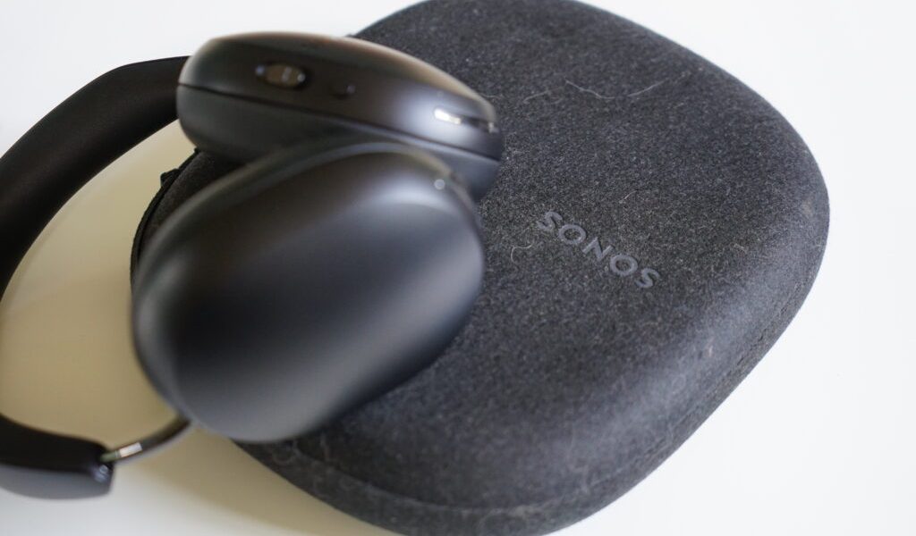 Sonos Ace // Source : Ulrich Rozier pour Numerama Sonos Ace // Source : Ulrich Rozier pour Numerama