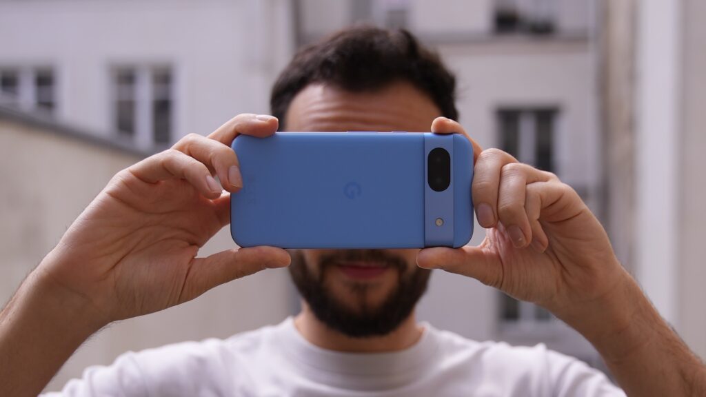 Google Pixel 8a // Source : Alfred Tertrais / Numerama Google Pixel 8a // Source : Alfred Tertrais / Numerama