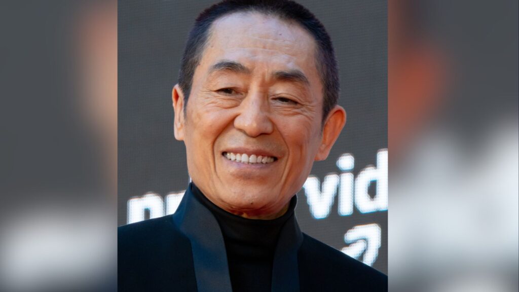 Le réalisateur Zhang Yimou. // Source : Wikimédias/Dick Thomas Johnson Le réalisateur Zhang Yimou. // Source : Wikimédias/Dick Thomas Johnson
