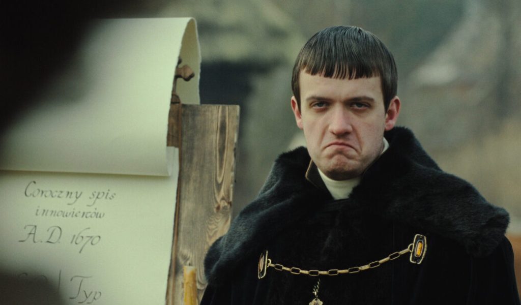 1670 // Source : Netflix 1670 // Source : Netflix
