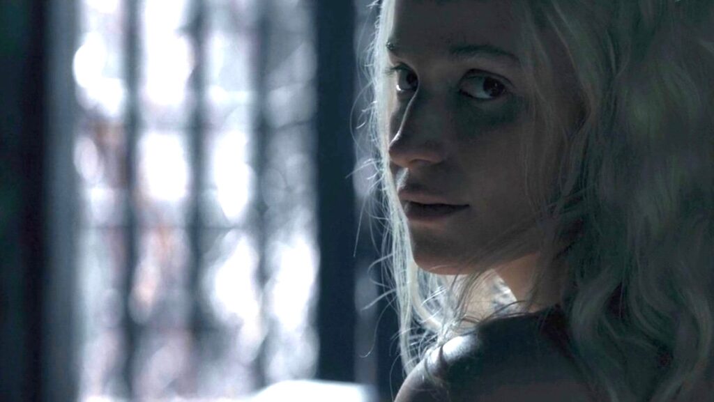 Alyssa Targaryen, la mère de Daemon // Source : HBO Alyssa Targaryen, la mère de Daemon // Source : HBO