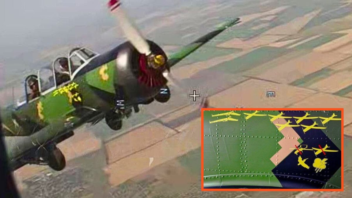 Un Yak-52 soviétique chasse des drones dans le ciel ukrainien. // Source : X Un Yak-52 soviétique chasse des drones dans le ciel ukrainien. // Source : X