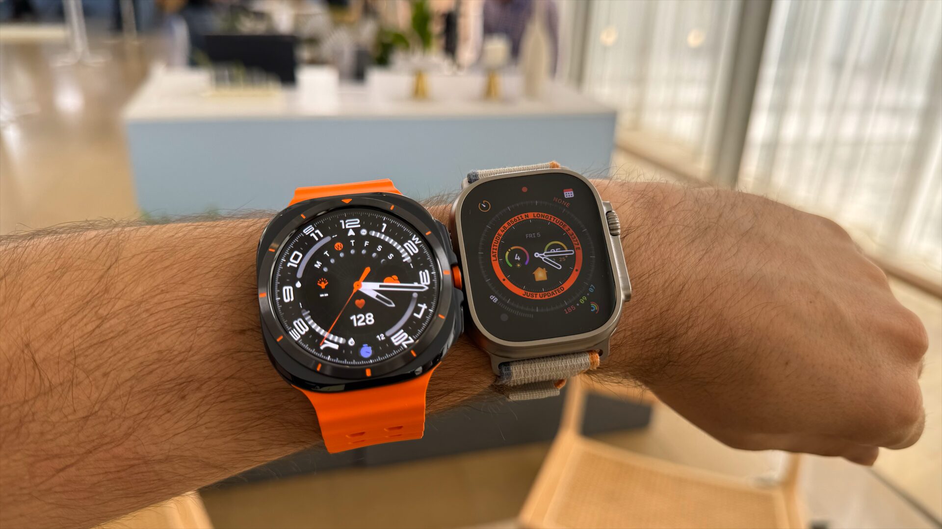Apple Watch Ultra 2 vs Galaxy Watch Ultra Apple Watch Ultra 2 vs Galaxy Watch Ultra