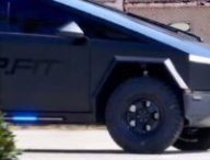 Le Cybertruck de Tesla au format police // Source : Unplugged Performance