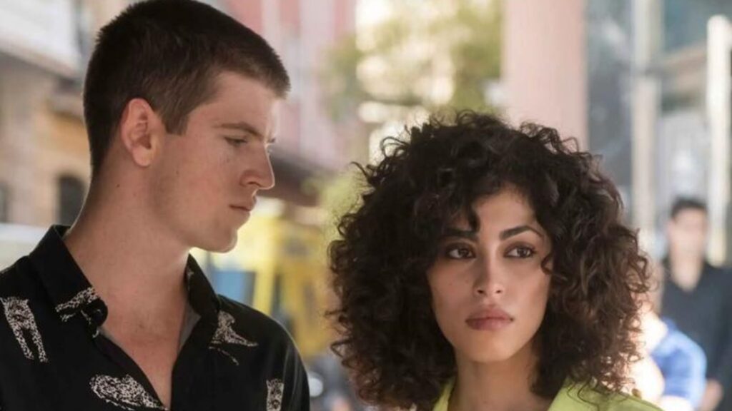 Nadia (à droite), personnage iconique d'Elite revenu pour quelques épisodes // Source : Netflix Nadia (à droite), personnage iconique d'Elite revenu pour quelques épisodes // Source : Netflix
