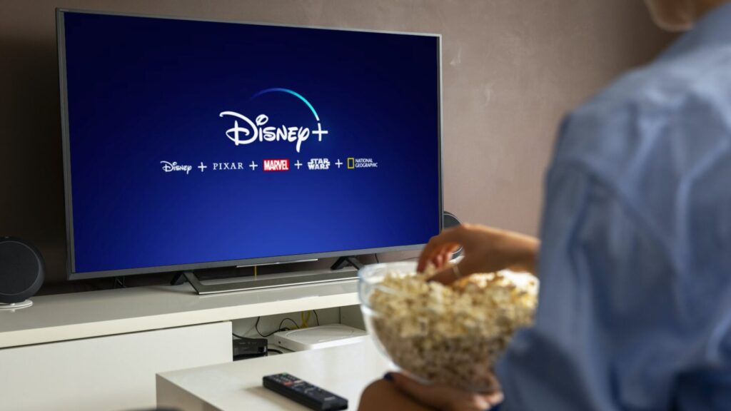 Disney+ va limiter le partage de compte. // Source : Disney+ / Numerama Disney+ va limiter le partage de compte. // Source : Disney+ / Numerama
