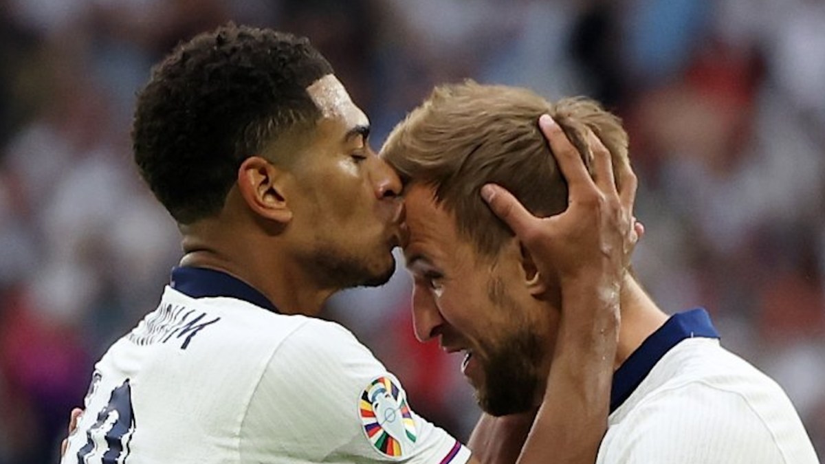 Angleterre foot // Source : Twitter Angleterre Angleterre foot // Source : Twitter Angleterre