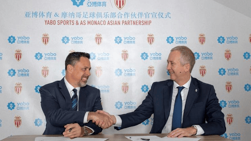 La signature du contrat entre l'AS Monaco et Yabo Group. // Source : DR La signature du contrat entre l'AS Monaco et Yabo Group. // Source : DR