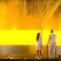 Cette « flamme » olympique est composée d'eau et de lumière. // Source : YouTube / Eurosport Cette « flamme » olympique est composée d'eau et de lumière. // Source : YouTube / Eurosport