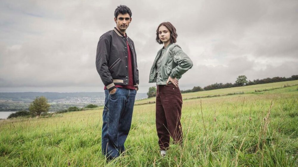 Ravi et Pip, alias Watson et Sherlock // Source : Sally Mais/Netflix Ravi et Pip, alias Watson et Sherlock // Source : Sally Mais/Netflix