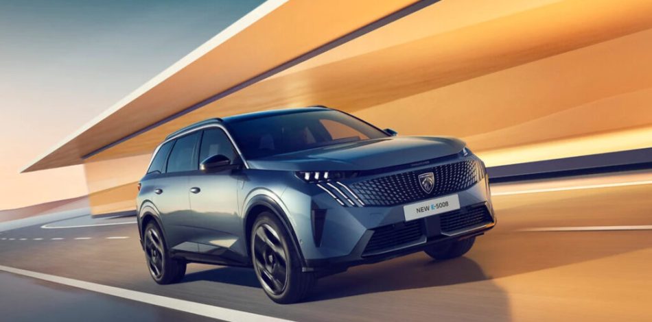 e-5008 // Source : Peugeot e-5008 // Source : Peugeot