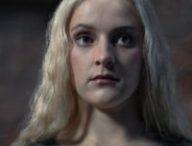 Les pouvoirs obscurs d'Helaena s'affirment dans cette saison 2 // Source : HBO Les pouvoirs obscurs d'Helaena s'affirment dans cette saison 2 // Source : HBO