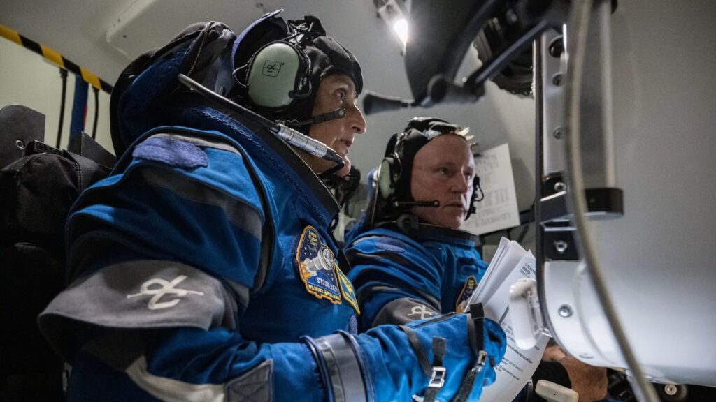 sunita williams barry wilmore sunita williams barry wilmore