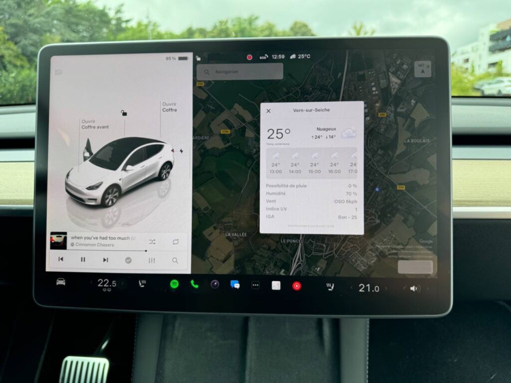 L'affichage de la météo sur une Tesla Model Y L'affichage de la météo sur une Tesla Model Y