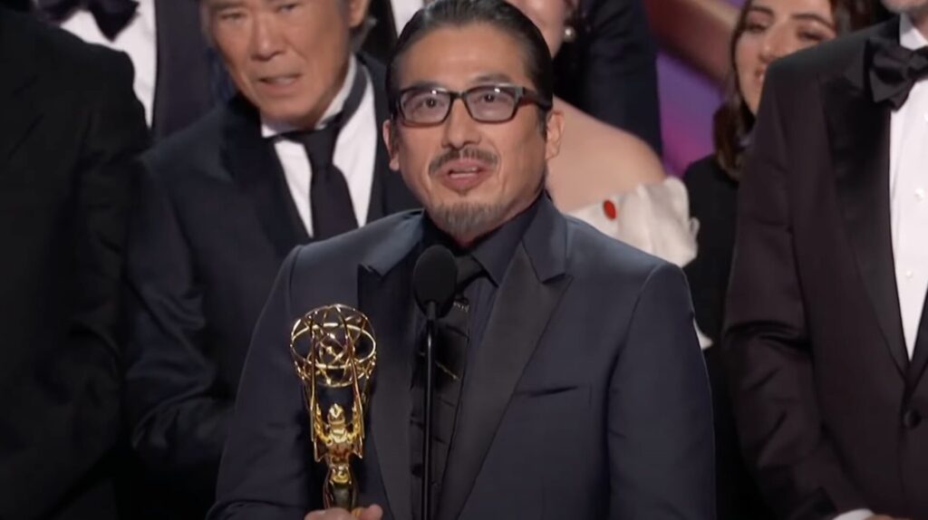 L'acteur Hiroyuki Sanada lors de la cérémonie des Emmy Awards // Source : Capture Canal+ L'acteur Hiroyuki Sanada lors de la cérémonie des Emmy Awards // Source : Capture Canal+