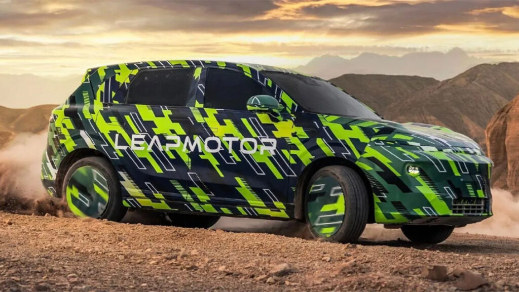 Teaser du Leapmotor B10 // Source : Leapmotor Teaser du Leapmotor B10 // Source : Leapmotor