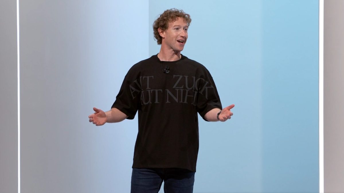 Mark Zuckerberg avec son nouveau style vestimentaire. // Source : Capture d'écran Mark Zuckerberg avec son nouveau style vestimentaire. // Source : Capture d'écran