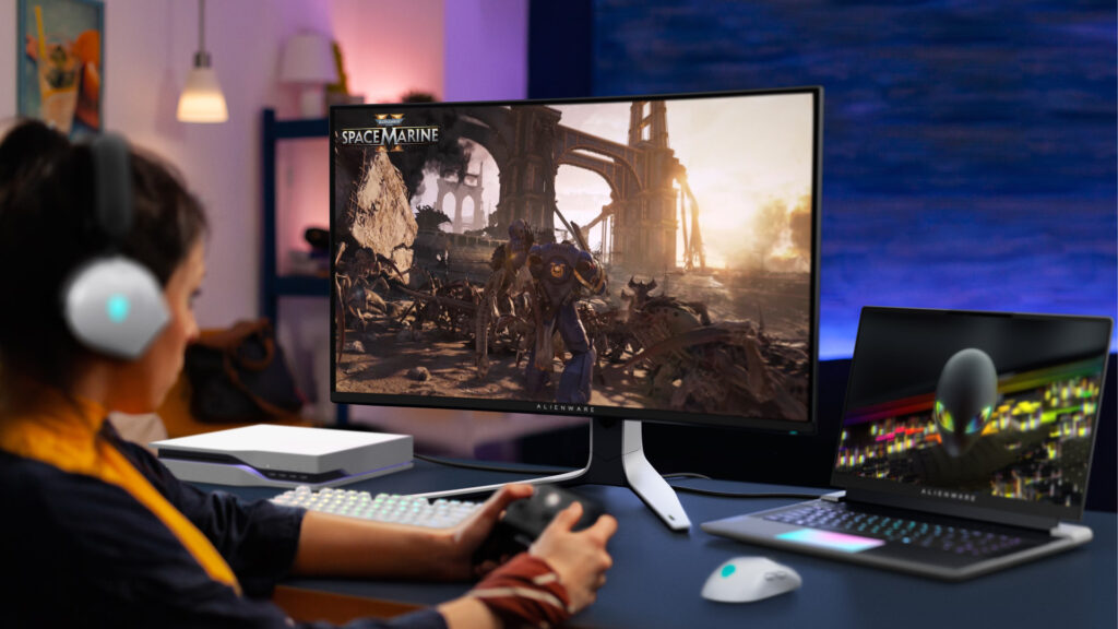Écran gaming Alienware 32 4K QD-OLED // Source : Dell Écran gaming Alienware 32 4K QD-OLED // Source : Dell