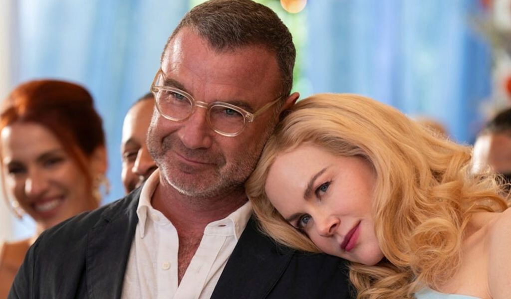 Liev Schreiber (Tag) et Nicole Kidman (Greer) dans Un couple parfait // Source : Hilary Bronwyn Gayle/Netflix Liev Schreiber (Tag) et Nicole Kidman (Greer) dans Un couple parfait // Source : Hilary Bronwyn Gayle/Netflix