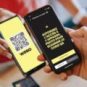 Payer avec un QR code dans un magasin sera bientôt possible, en attendant le NFC.