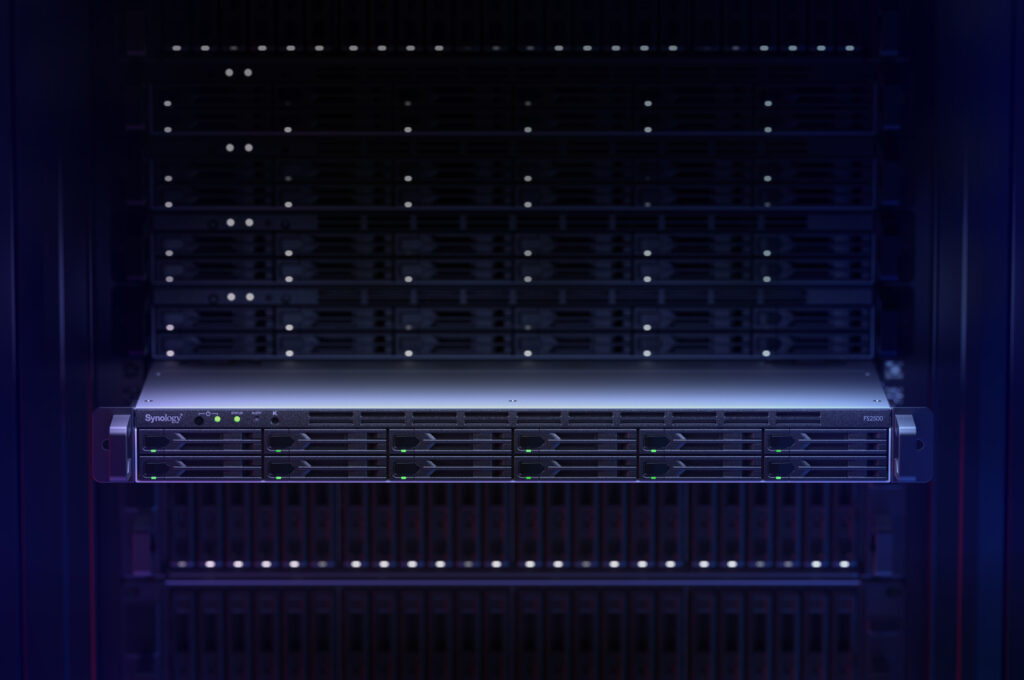 Le FS2500, un NAS 100 % mémoire flash Le FS2500, un NAS 100 % mémoire flash