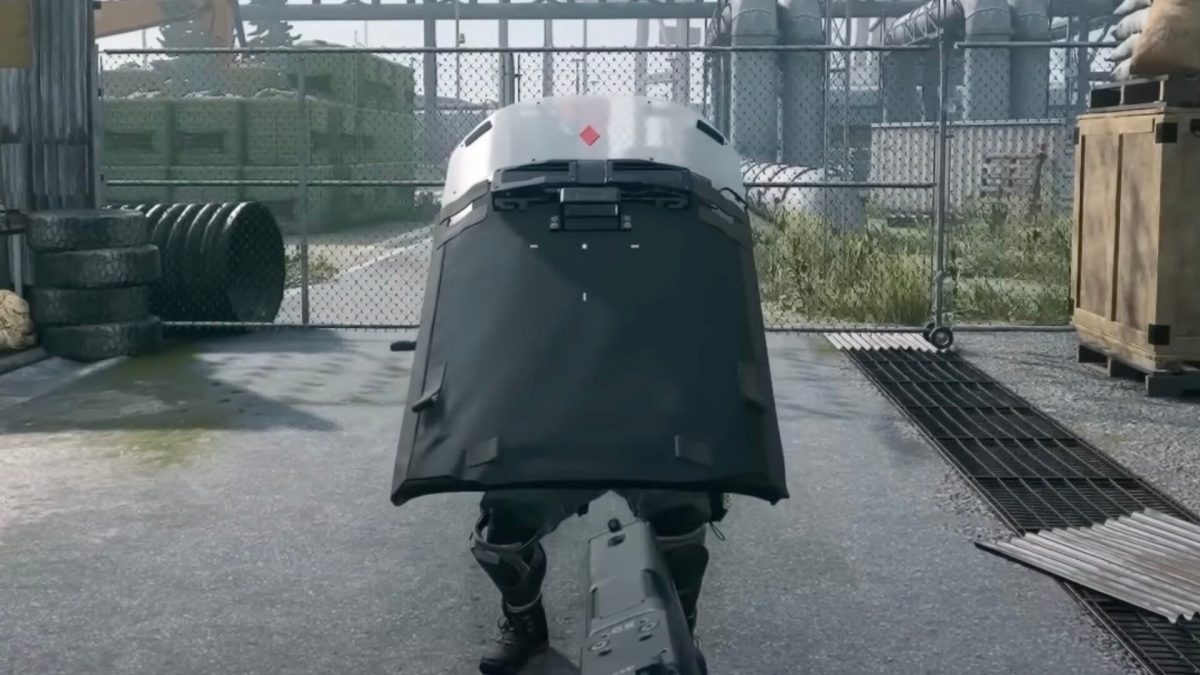 Bouclier antiémeute dans Call of Duty // Source : Capture YouTube Bouclier antiémeute dans Call of Duty // Source : Capture YouTube