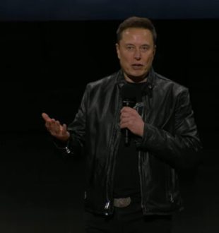 Elon Musk lors de la conférence We Robot Elon Musk lors de la conférence We Robot