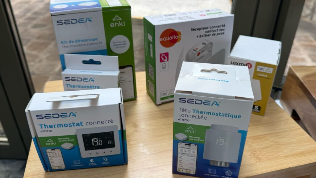 Sous marque Sedea, Leroy Merlin va lancer un thermostat et des capteurs de température connectés. Sous marque Sedea, Leroy Merlin va lancer un thermostat et des capteurs de température connectés.