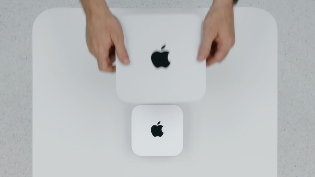 Dans sa mini-keynote de 12 minutes, Apple dissimule le nouvel iPad mini sous l'ancien. Dans sa mini-keynote de 12 minutes, Apple dissimule le nouvel iPad mini sous l'ancien.