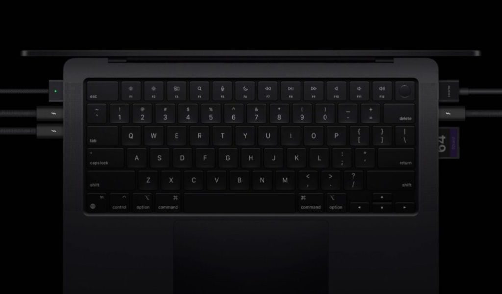 Le MacBook Pro M4 dispose des mêmes ports que les versions M4 Pro et M4 Max. Le MacBook Pro M4 dispose des mêmes ports que les versions M4 Pro et M4 Max.