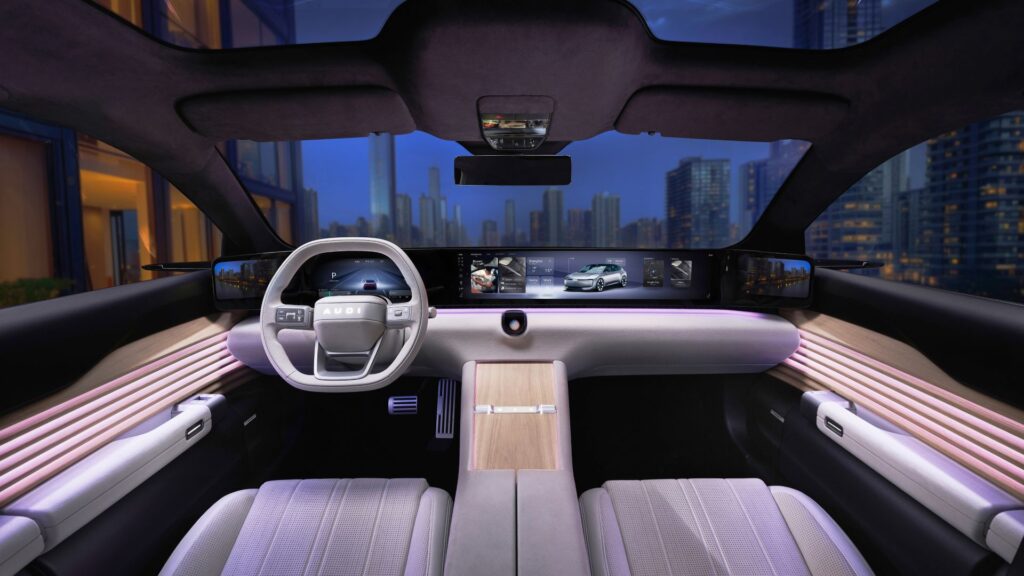 Intérieur rempli d'écran du concept E Audi en Chine // Source : Audi Intérieur rempli d'écran du concept E Audi en Chine // Source : Audi