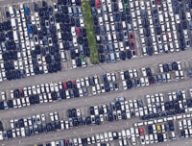 Centre de logistique d'Essen où les Volkswagen s'entassent. // Source : Capture Google Maps (2024) Centre de logistique d'Essen où les Volkswagen s'entassent. // Source : Capture Google Maps (2024)