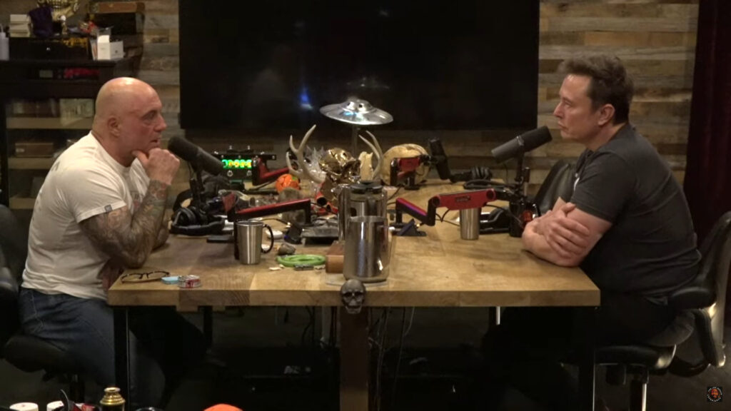 Elon Musk en podcast avec Joe Rogan le 4 novembre // Source : Extrait youtube Elon Musk en podcast avec Joe Rogan le 4 novembre // Source : Extrait youtube