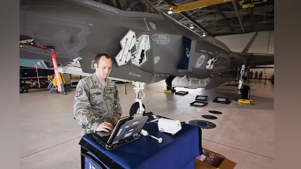 Les États-Unis tentent de remplacer leur programme. // Source : US Air Force Les États-Unis tentent de remplacer leur programme. // Source : US Air Force