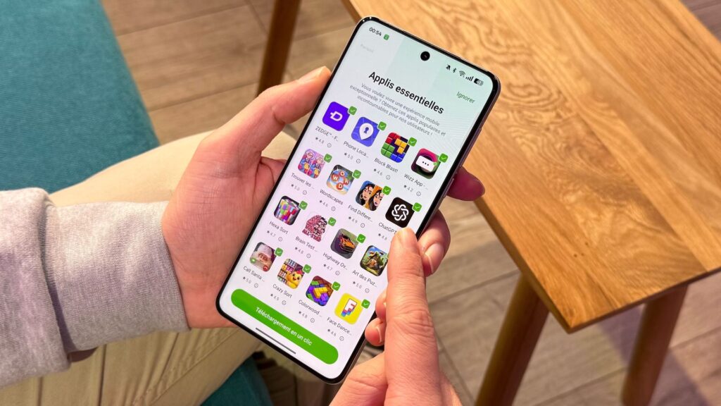 Le Oppo Find X8 Pro suggère des applications lors de la configuration, dont des arnaques évidentes. // Source : Numerama Le Oppo Find X8 Pro suggère des applications lors de la configuration, dont des arnaques évidentes. // Source : Numerama